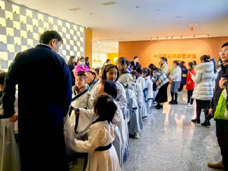 文化赋能：巴中魔创文旅挖掘城市文化资源的实践探索